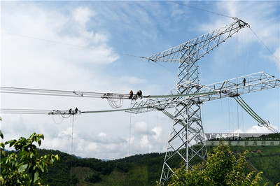 廣西送變電兩項(xiàng)輸變電工程榮獲國(guó)家優(yōu)質(zhì)工程獎(jiǎng)
